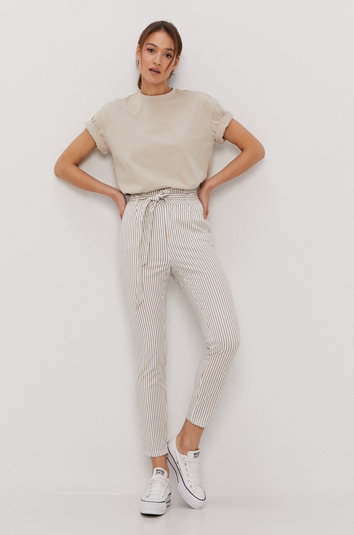 Vero Moda Spodnie 10216701 biały AA00