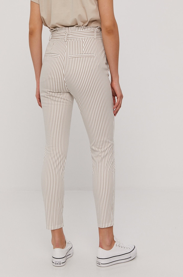 Odzież Vero Moda Spodnie 10216701 biały
