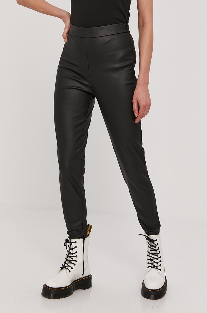 Vero Moda Spodnie dopasowany czarny 10234231