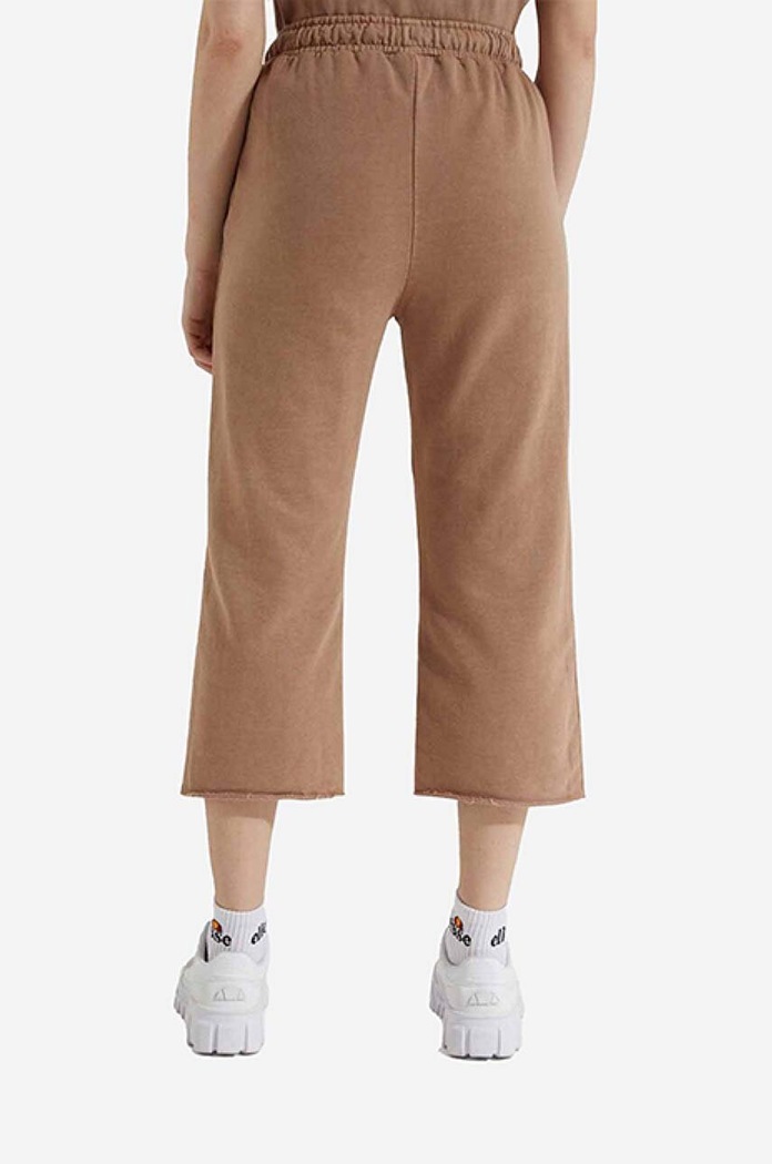Памучен спортен панталон Ellesse Taran Cropped Jog SGM14012 кафяв AA00