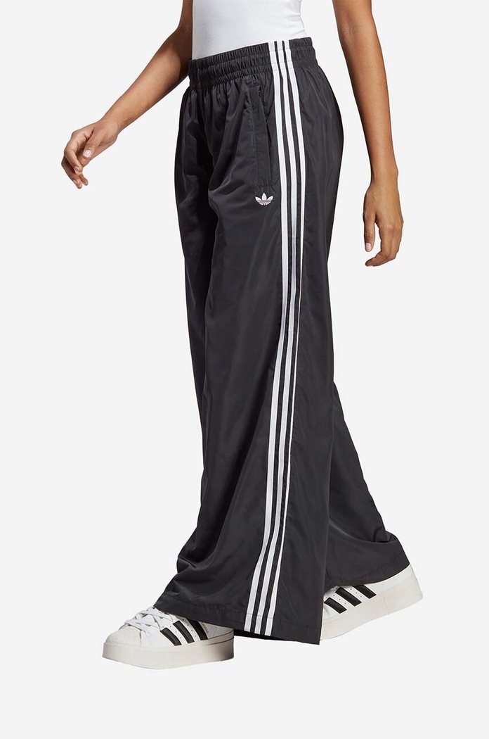 adidas spodnie Oversized TP Planet friendly czarny IP7137