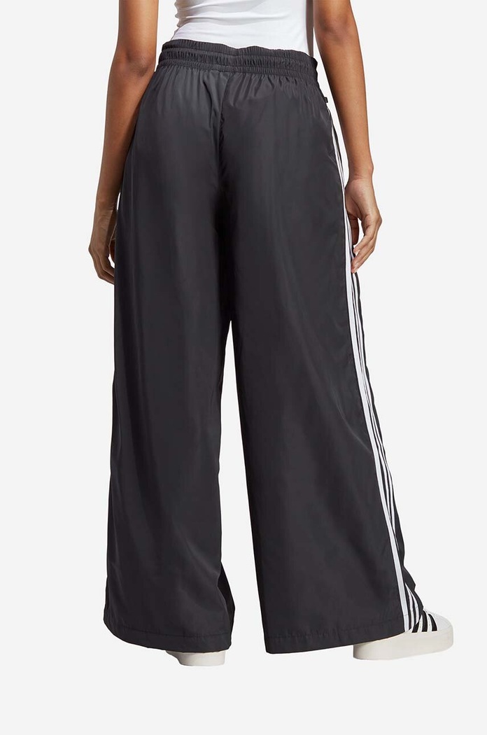 adidas spodnie Oversized TP czarny IP7137