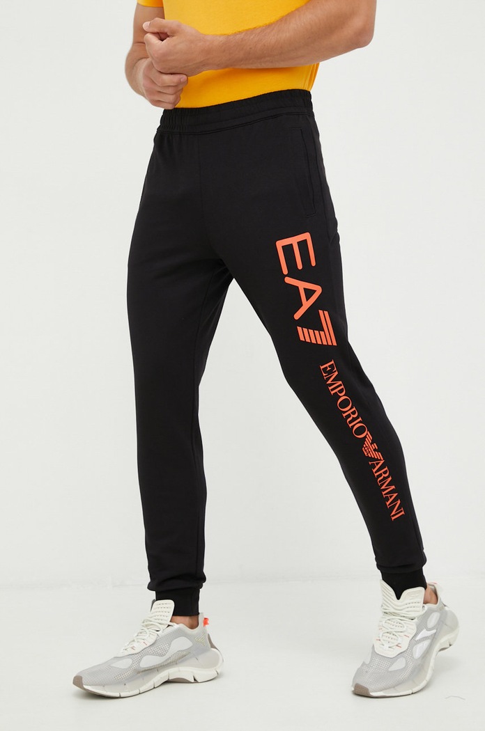 Памучен спортен панталон EA7 Emporio Armani памук черен 8NPPC3.PJ05Z