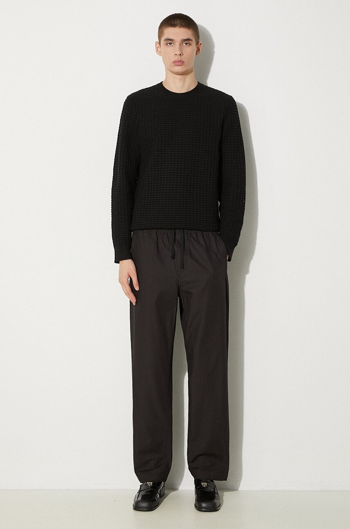 Wood Wood spodnie bawełniane Stanley Crispy Check Trousers 12235008.5274 czarny AA00