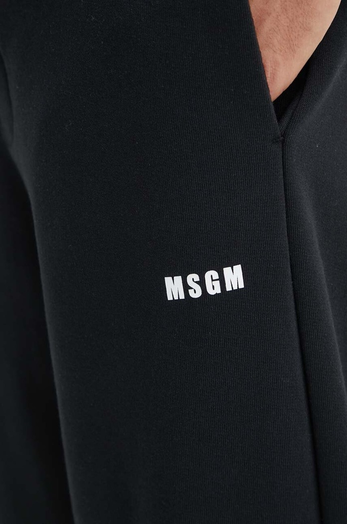 Памучен спортен панталон MSGM черен 2000MP500.200001