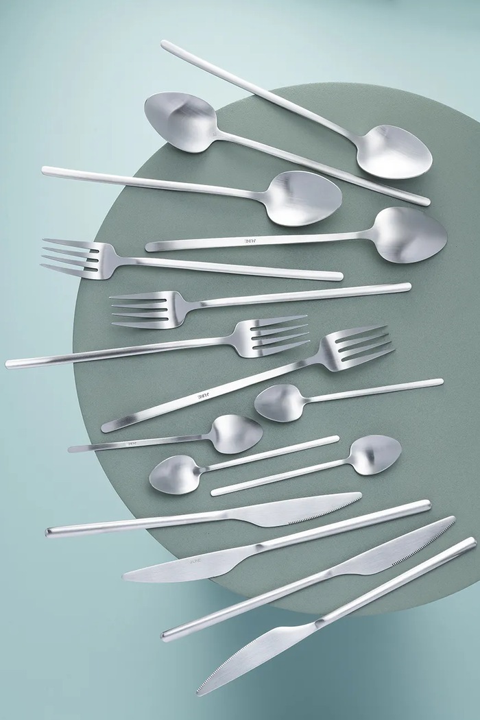J-Line set de tacâmuri pentru 4 persoane 24-pack gri 49006.