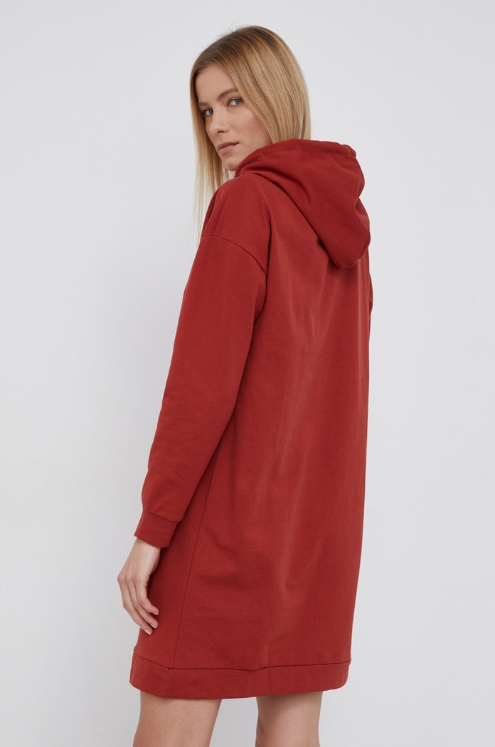 Oblečenie Šaty Vero Moda 10255535 červená