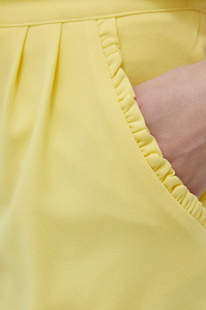 Szorty JDY 15200311.YellowCrea żółty