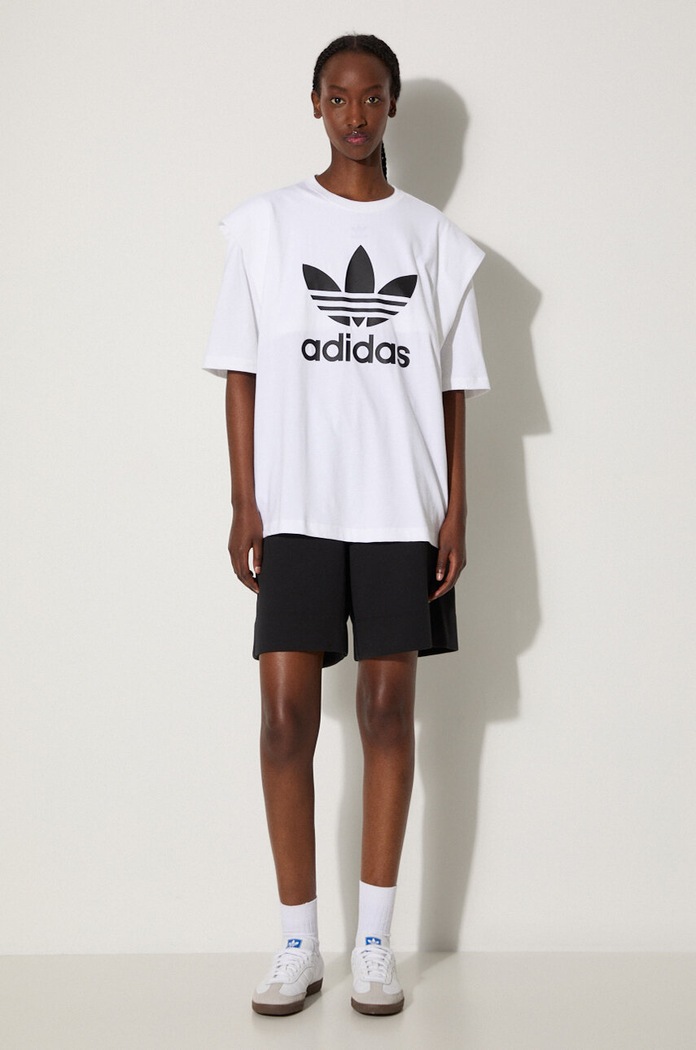 adidas szorty ESSENTIALS IC5268 czarny SS23