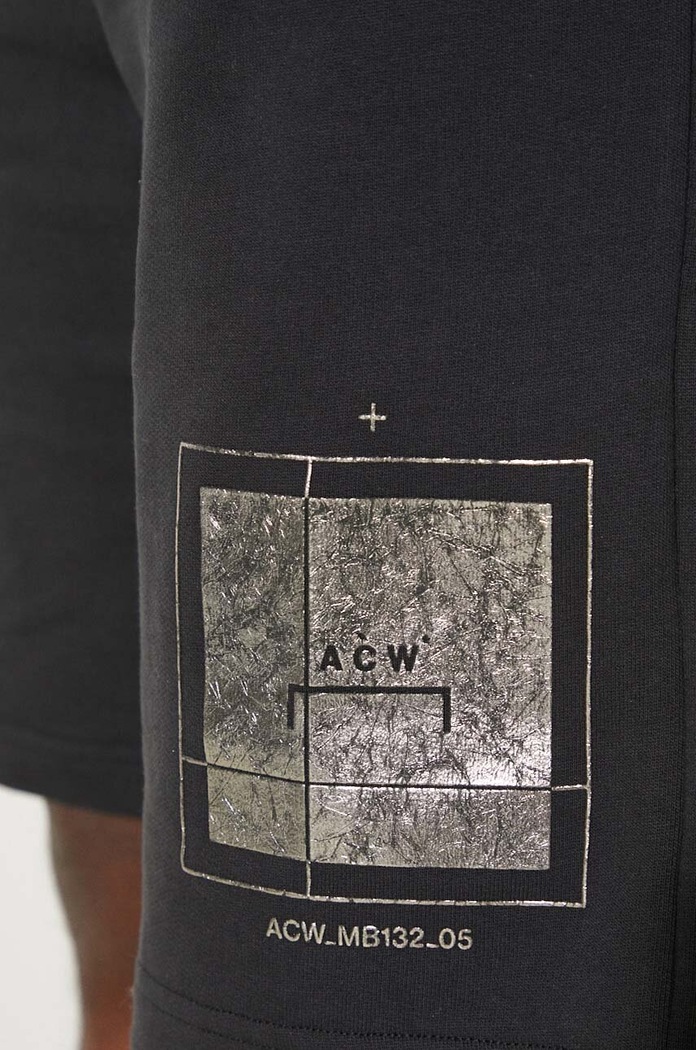 Памучен къс панталон A-COLD-WALL* Foil Grid Sweat Shorts ACWMB132 BLACK A-COLD-WALL* черен ACWMB132.