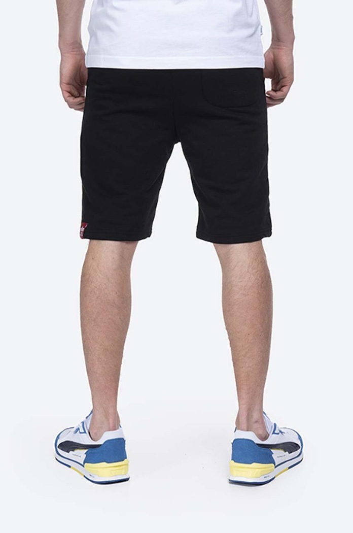 Odzież Alpha Industries szorty Basic 116362.03 czarny
