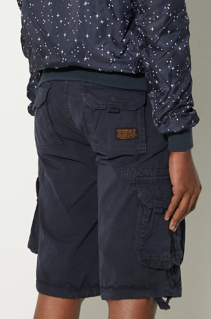 Дрехи Памучен къс панталон Alpha Industries 191200.07 тъмносин