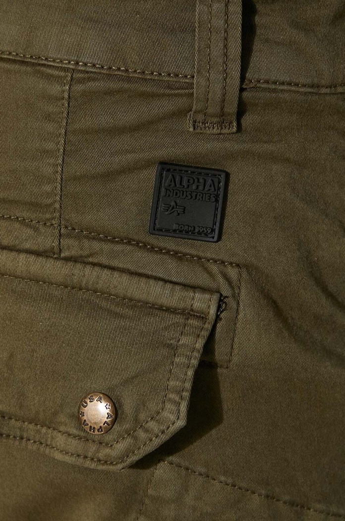 Alpha Industries shorts Combat Short 116210 142 116210.142 green