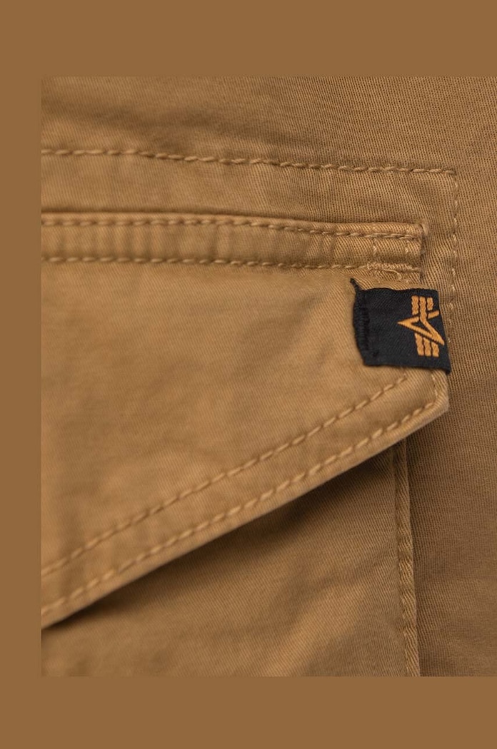 Bavlněné šortky Alpha Industries 106251.13 hnědá