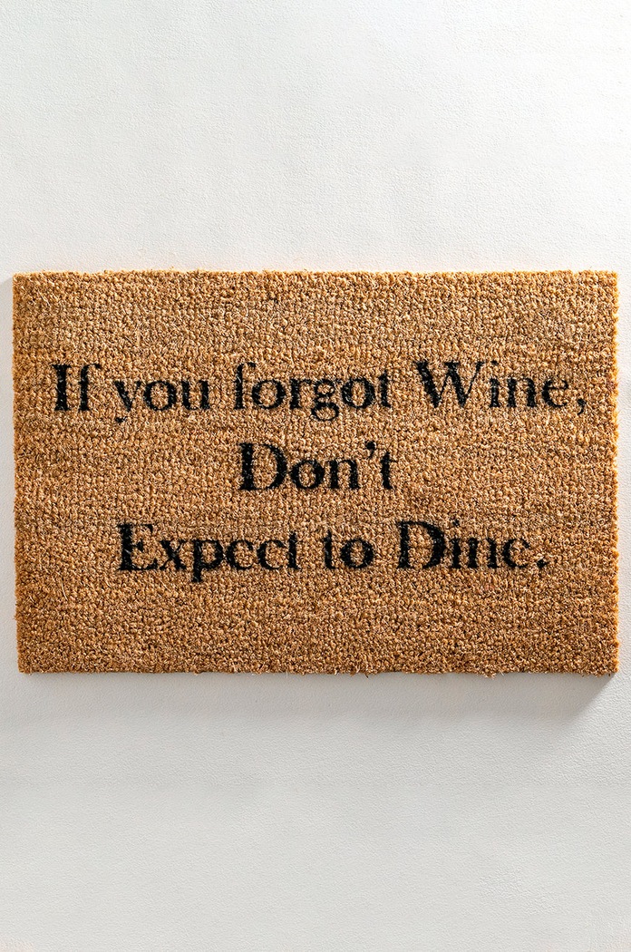 Obývacia izba a spálňa Rohožka Artsy Doormats Alcohol Collection TYPO.FORGOTWINE béžová