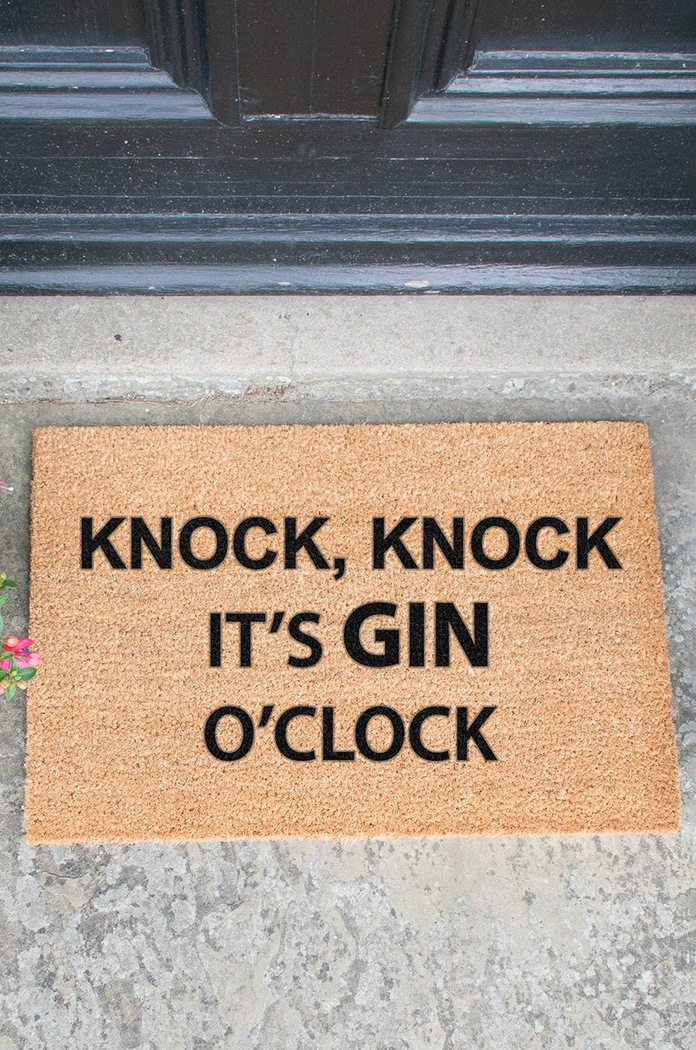 Obývacia izba a spálňa Rohožka Artsy Doormats Alcohol Collection TYPO.GINOCLOCK béžová