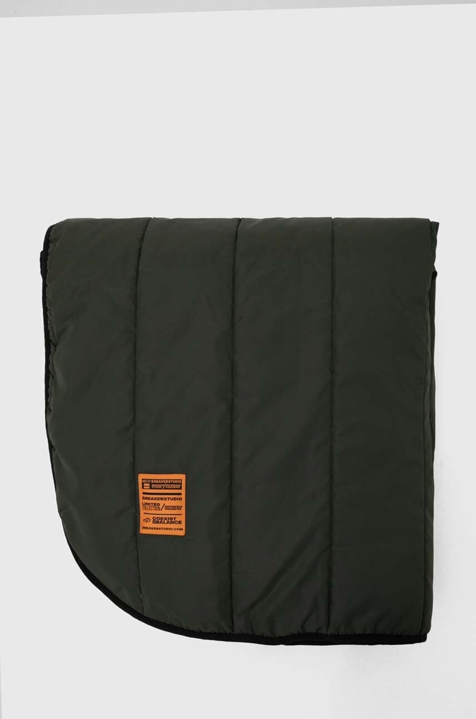 SneakerStudio Плед для пікніка з текстильного матеріалу SS.AW21.BLA02 зелений AA00