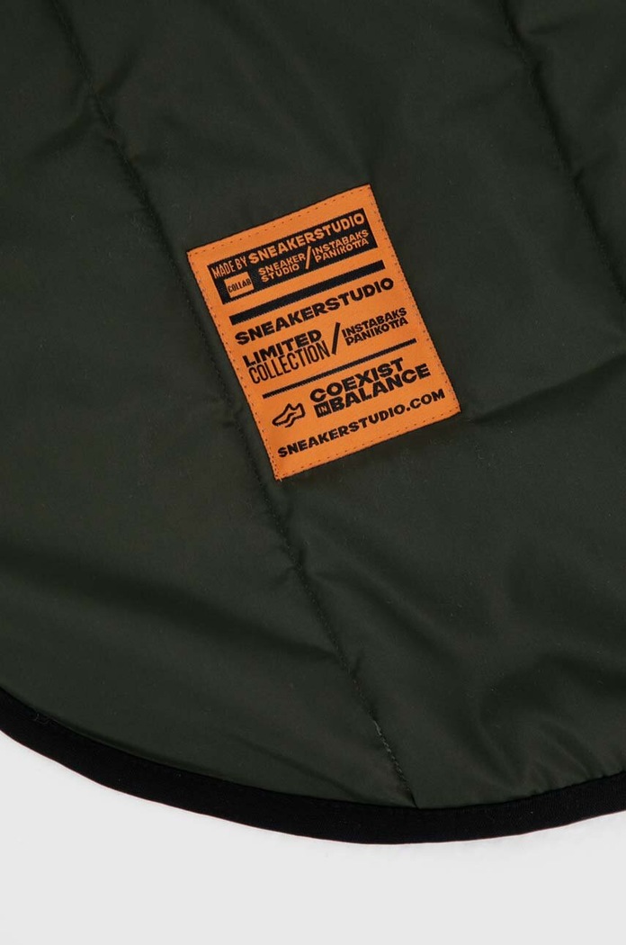 Плед для пікніка з текстильного матеріалу SneakerStudio SS.AW21.BLA02 зелений