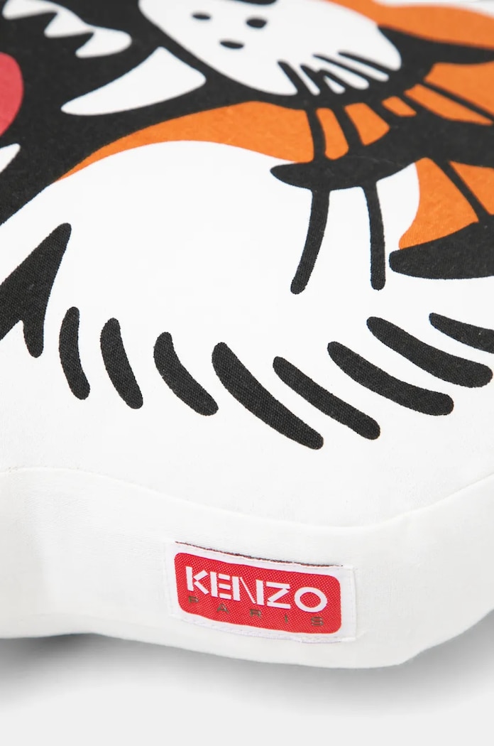 Dekorativní polštář Kenzo KLUCKY 48 x 53 cm 1041503 bílá AA00