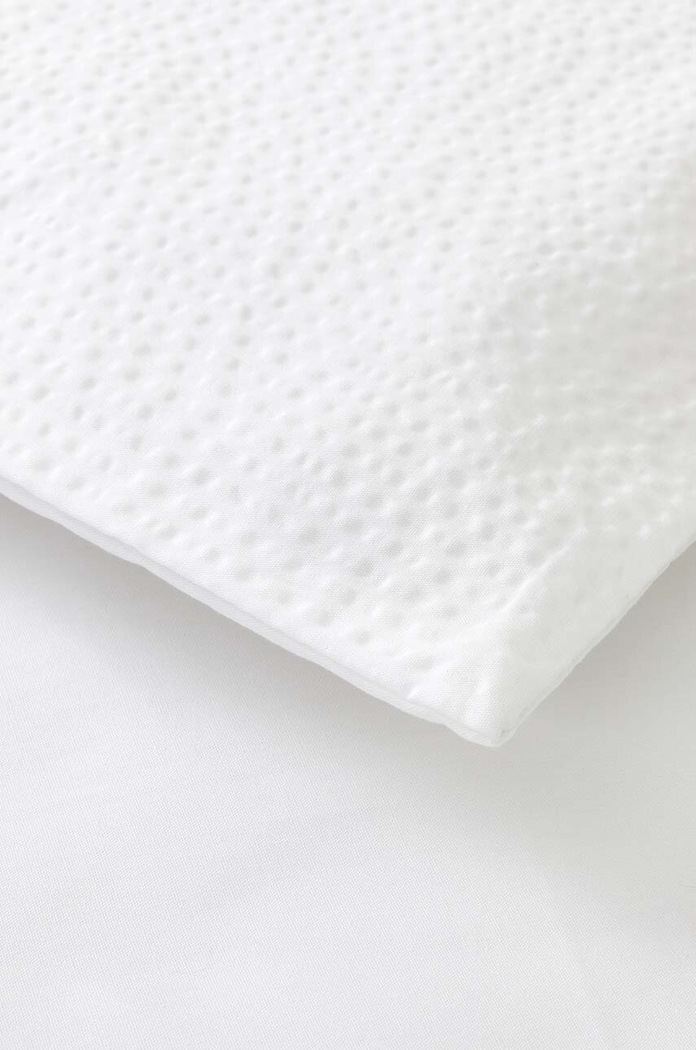 Obývací pokoj a ložnice Lacoste Bavlněný povlak na přikrývku Lacoste L Tamis Blanc 200 x 200 cm 1038654 bílá