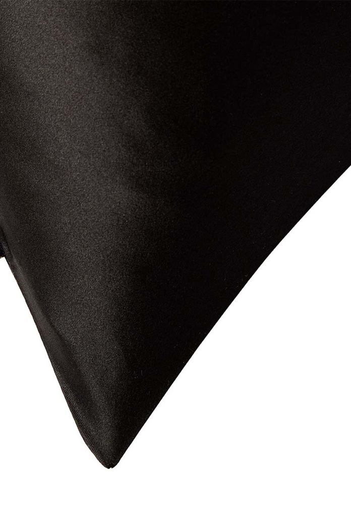Dnevni boravak i spavaća soba Svilena jastučnica BOSS SILKSHAM Black 50 x 75 cm 1027742 crna