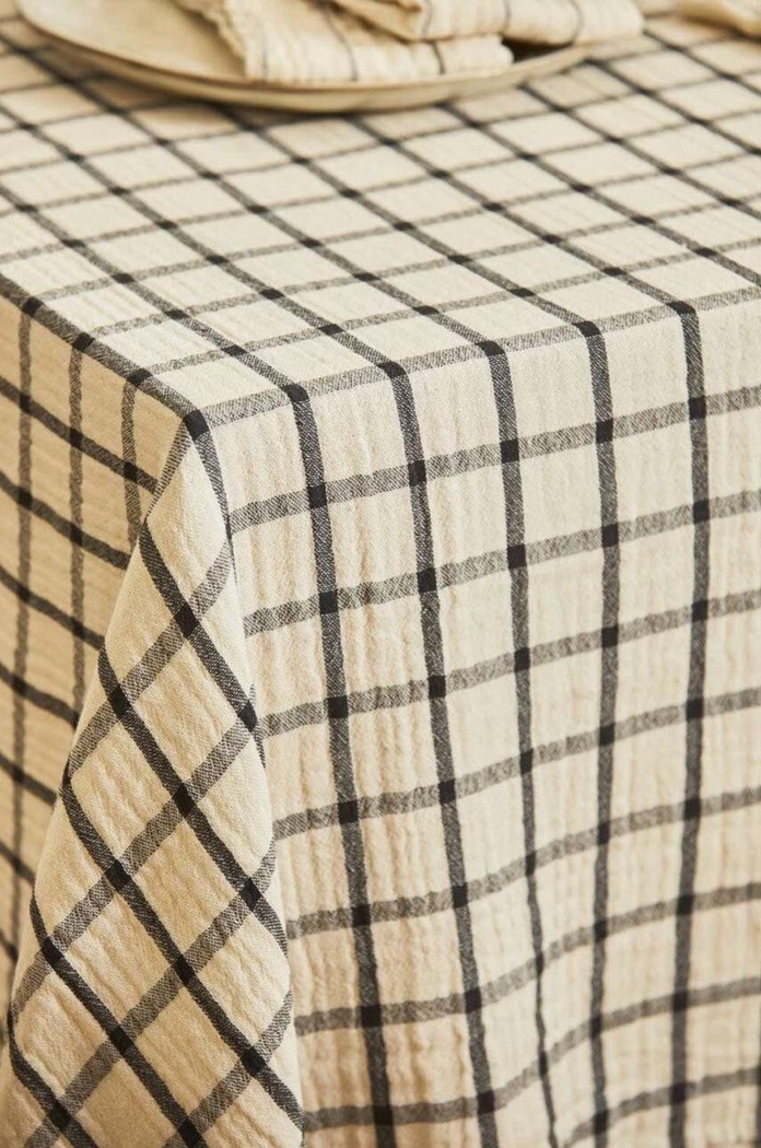 Bombažni prt Calma House Piazze 160 x 200 cm pisana PIAZZE.200.CRU