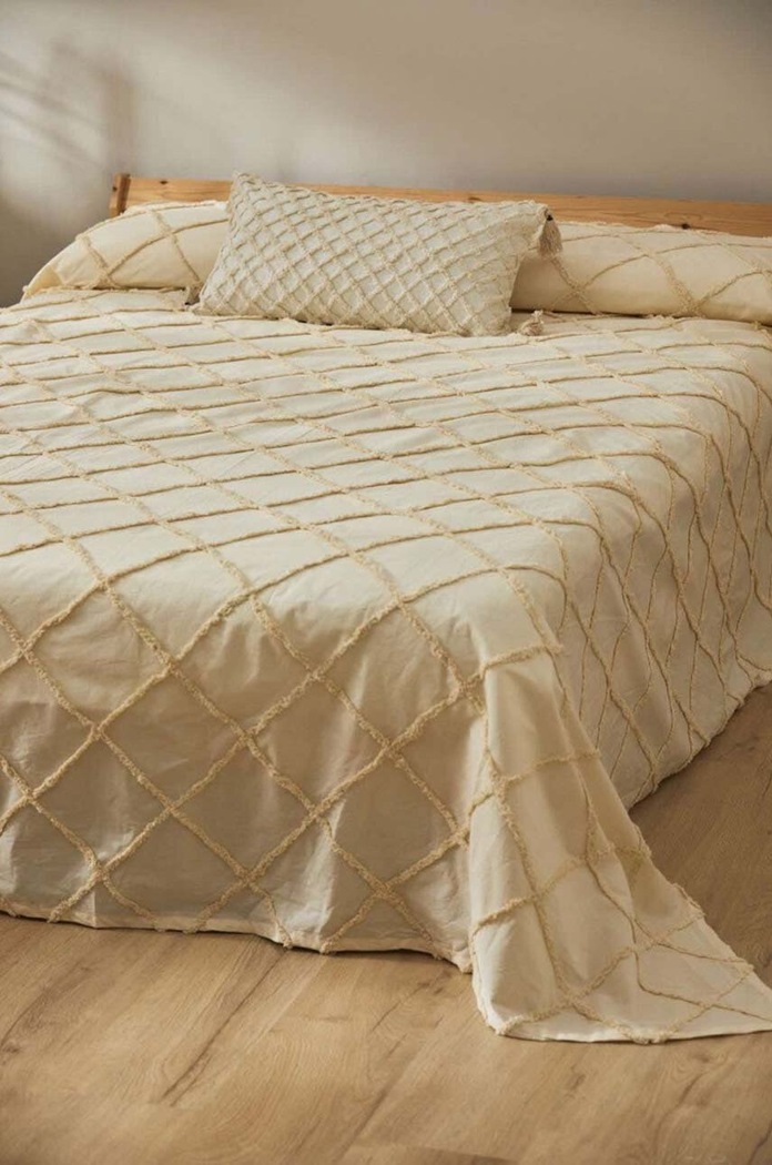 Всекидневна и спалня Памучно покривало Calma House Royal 180 x 260 cm ROYAL2.180.CRU бежов