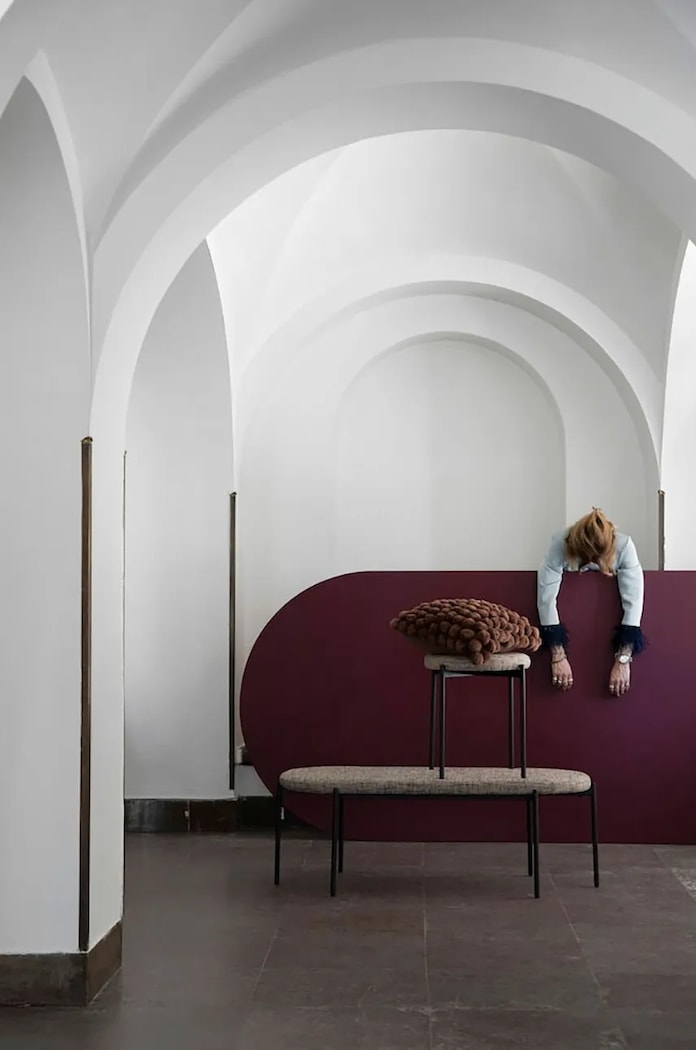 Okrasna blazina Byon Pom Pom 5284501904 bordo AA00