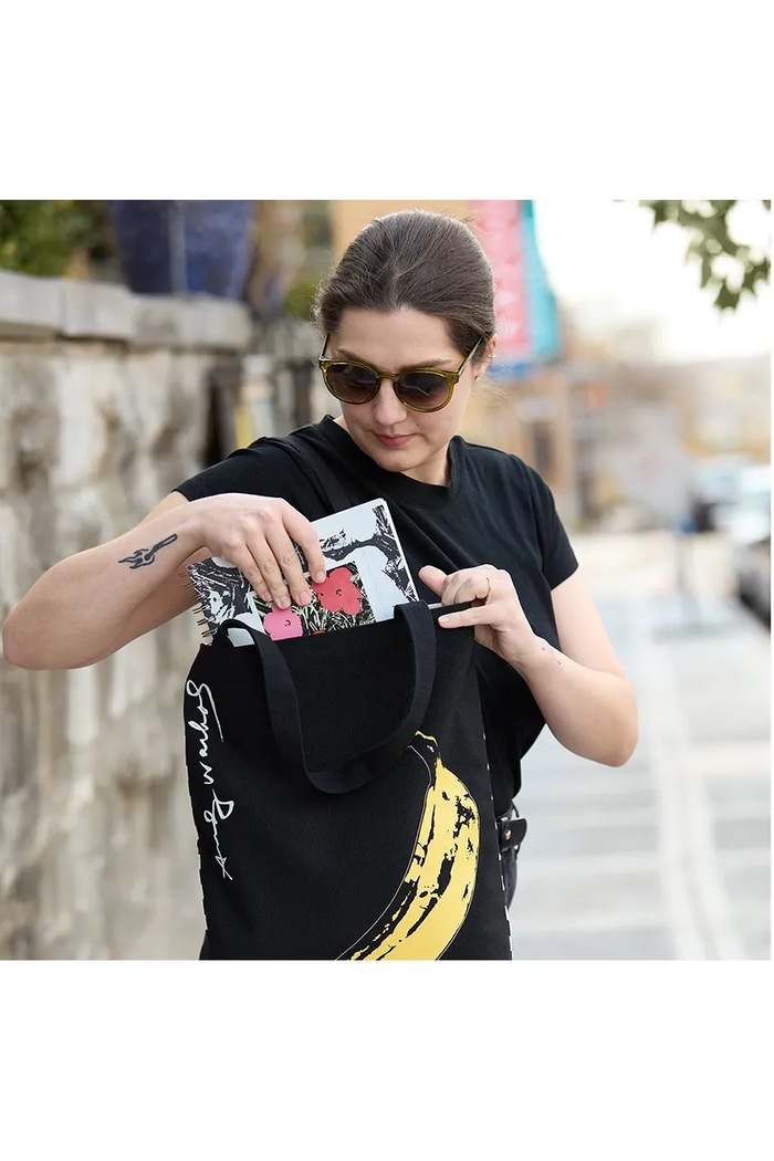 Bavlnená taška Galison Warhol Banana Canvas Tote Bag viacfarebná 60639
