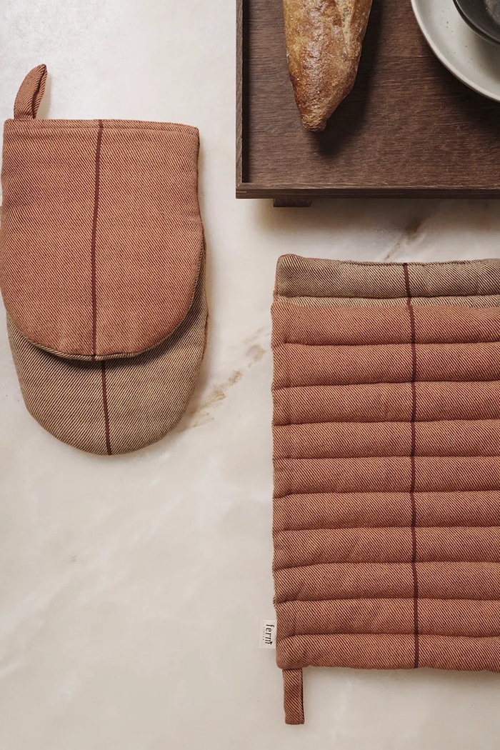 Bucătărie și bar ferm LIVING mănușă de bucătărie Ito Oven Mitt 1104270144 rosu