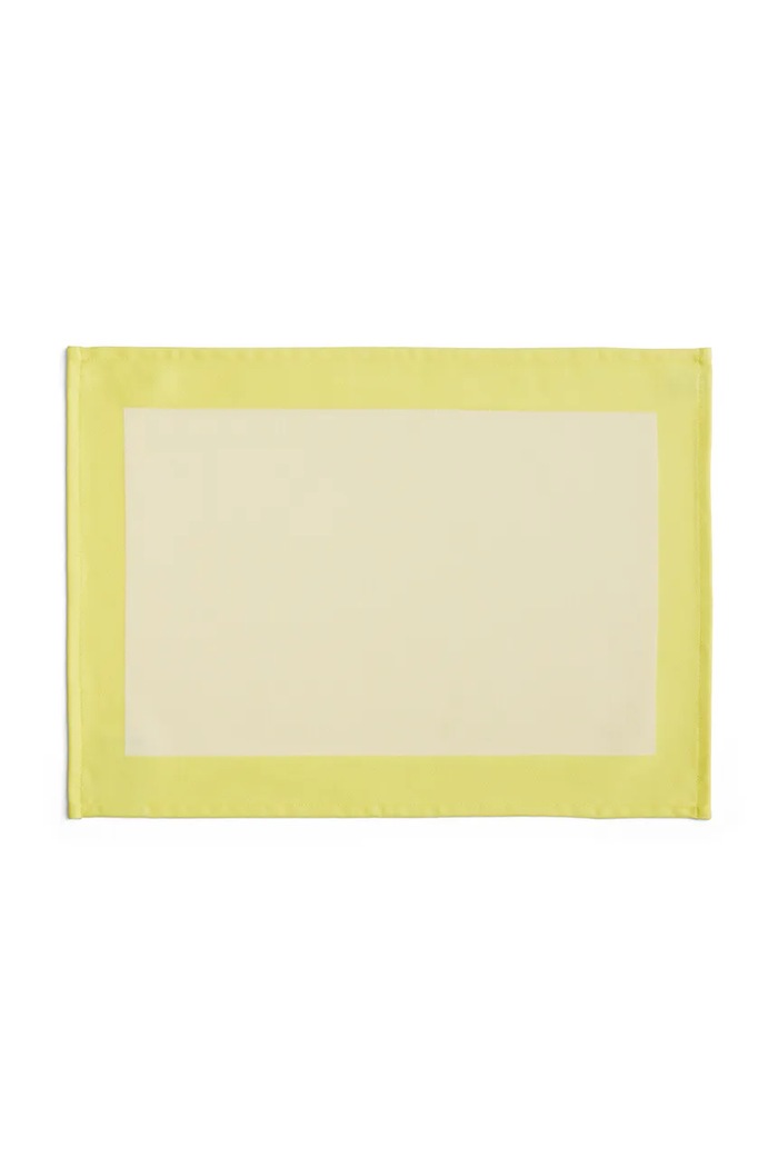 HAY podkładka pod talerz Ram 43 x 31 cm żółty AE046.A652