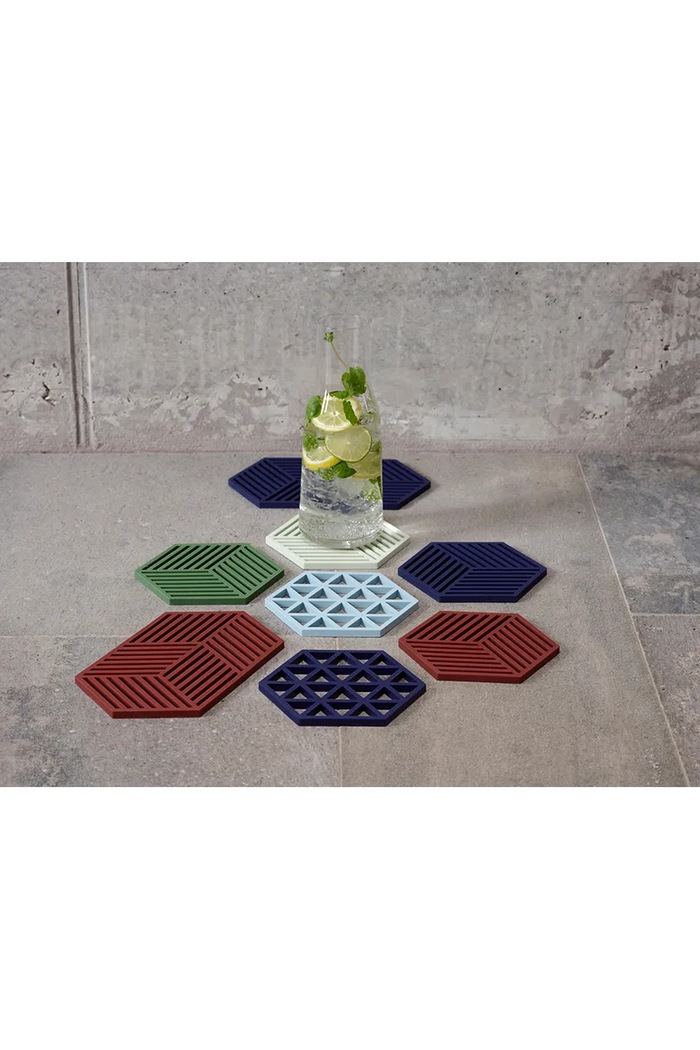 Подставка под горячую посуду Zone Denmark Hexagon 24 x 14 cm тёмно-синий 36554