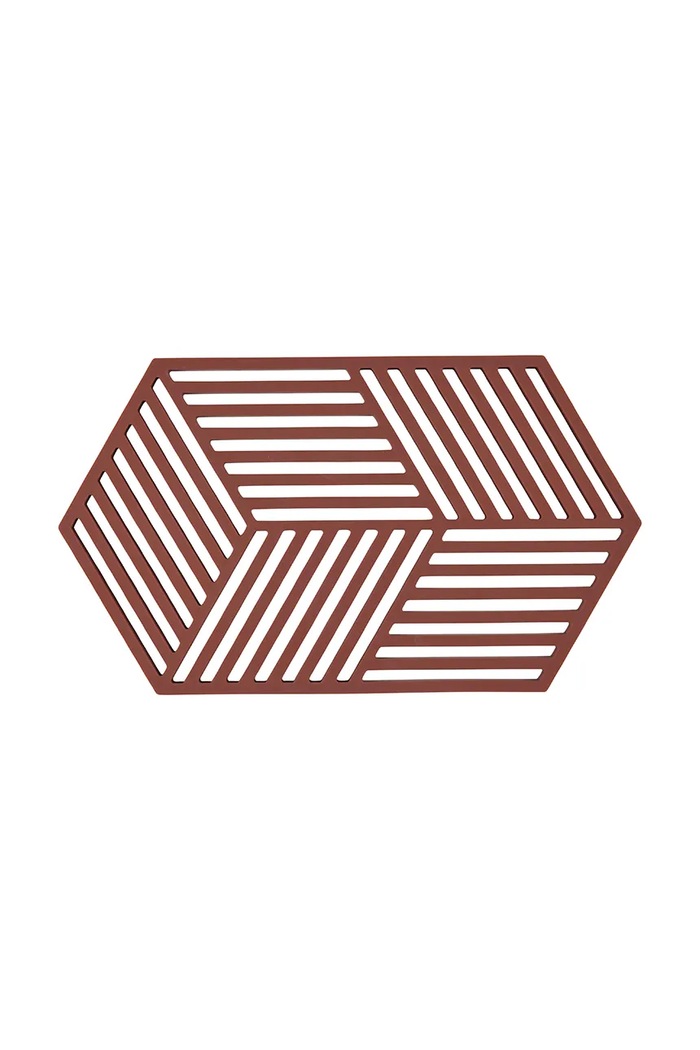 Podložka na horké nádobí Zone Denmark Hexagon 24 x 14 cm burgundské 36555