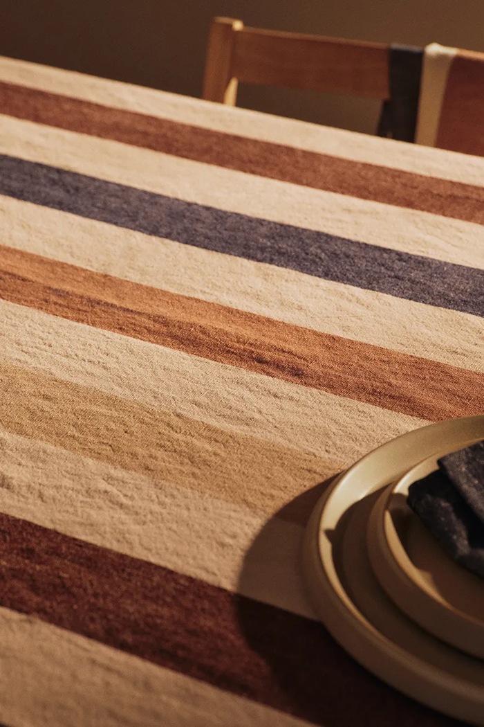 Ferm Living stolnjak s lanom 240 x 150 cm 1104272497 šarena AA00