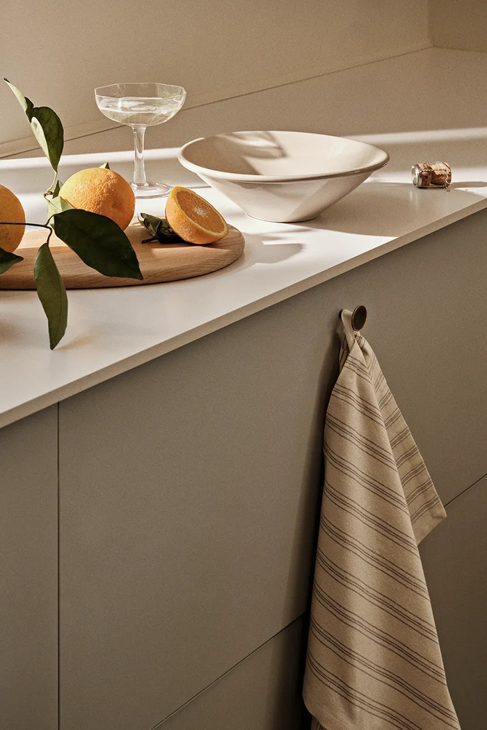 Broste Copenhagen Zestaw ścierek kuchennych bawełnianych Karl 2-pack 50 x 70 cm 71210373 beżowy AA00