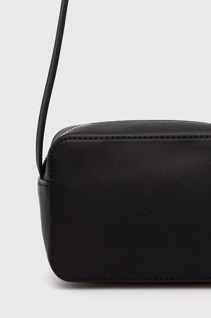 Kabelka Calvin Klein čierna K60K610293