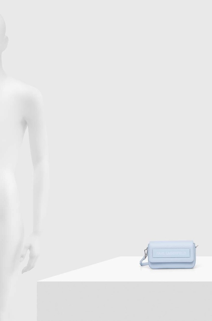Karl Lagerfeld poseta 241W3025