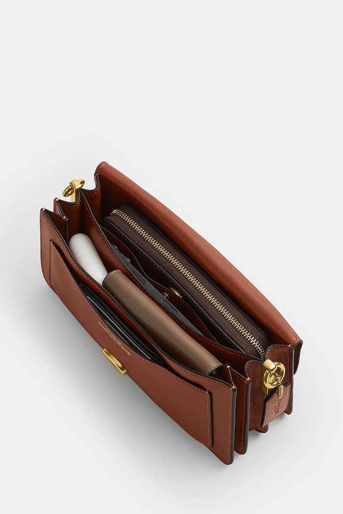 Coach чанта crossbody дамска от кожа Tabby 26 in Soft Grain Leather CCX04 оранжев