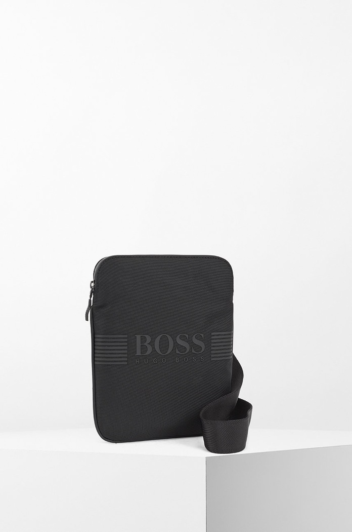 Malá taška Boss čierna 50332705.NOS