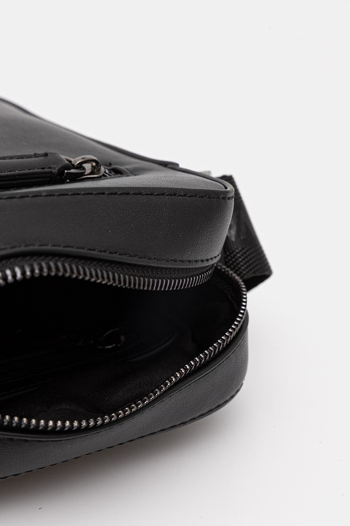 Valentino Bags saszetka męska HORIZON VBS8UT21 czarny