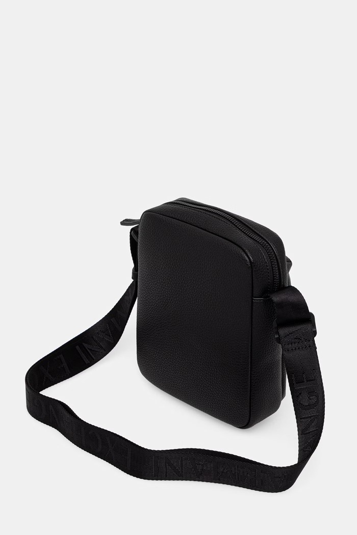 Аксесоари Armani Exchange чанта през рамо мъжка от имитация на кожа XM003597.AF26651.NOS черен