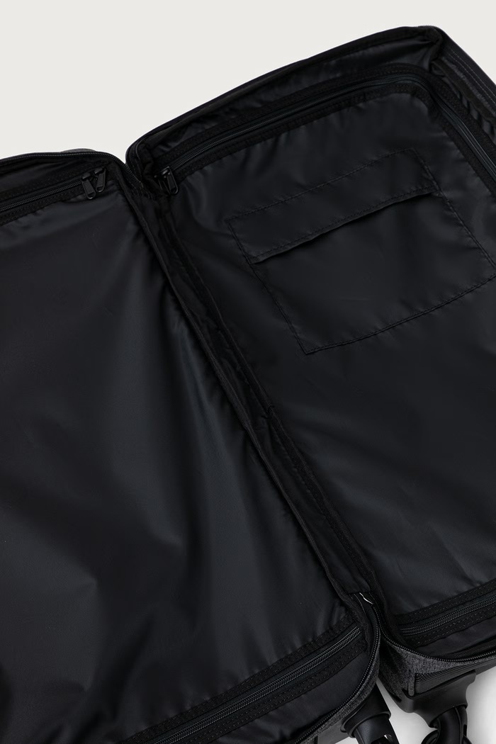 Eastpak Чемодан EK81L77H