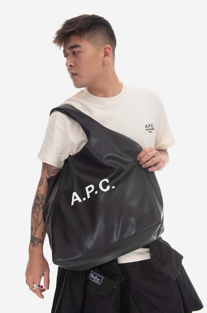 A.P.C. taška z imitace kůže tote ninon PUAAT.M61565 černá SS26