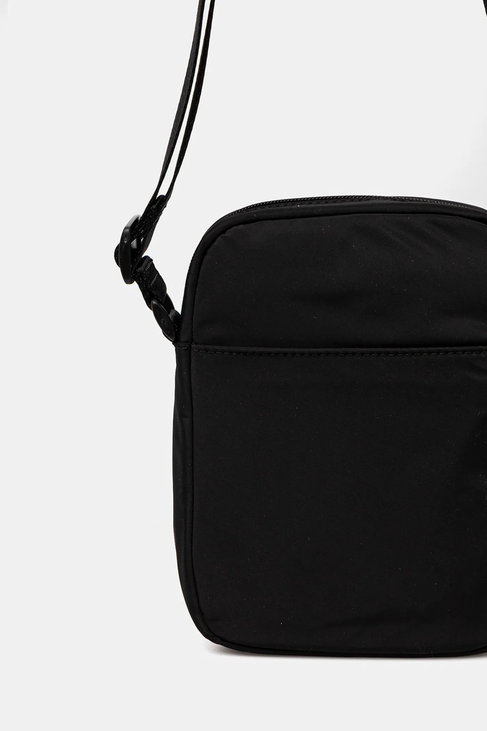 Dodatki Torbica za okoli pasu Diesel D-PACK D-PACK CROSSBODY X cros X10310.P8166 črna