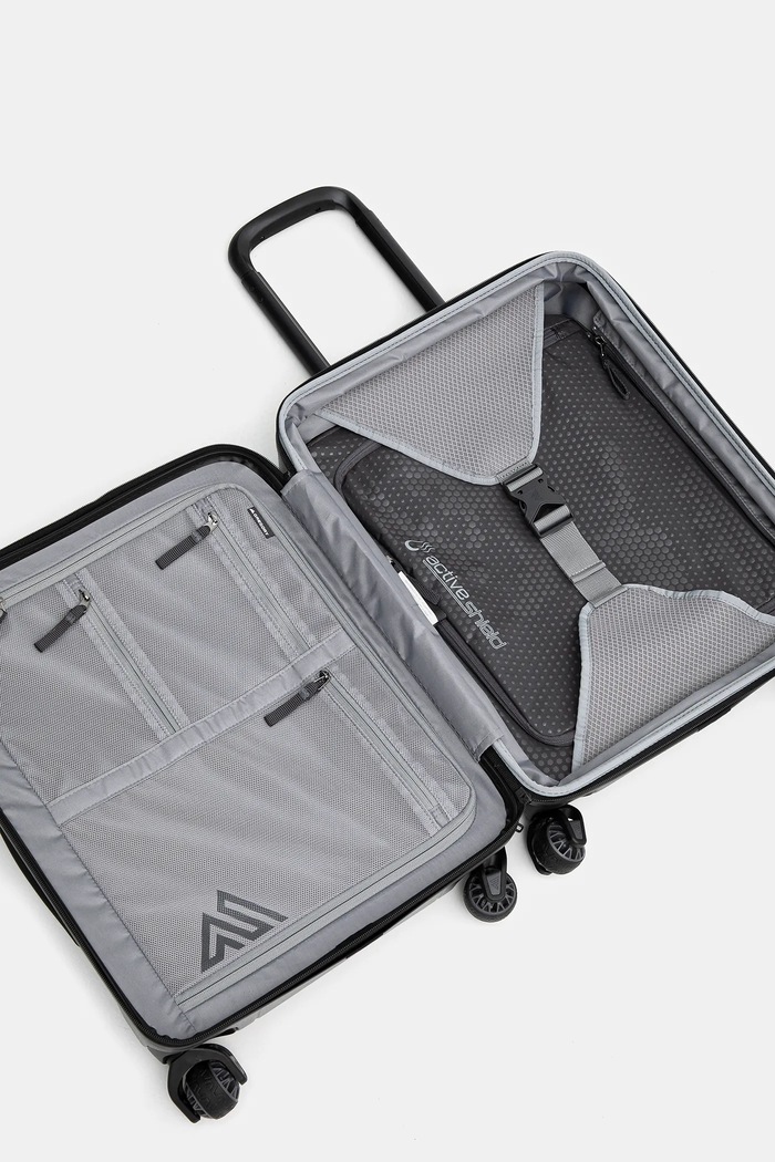 Kufor Gregory Quadro QUADRO.PRO.INT.CARRY.ON čierna
