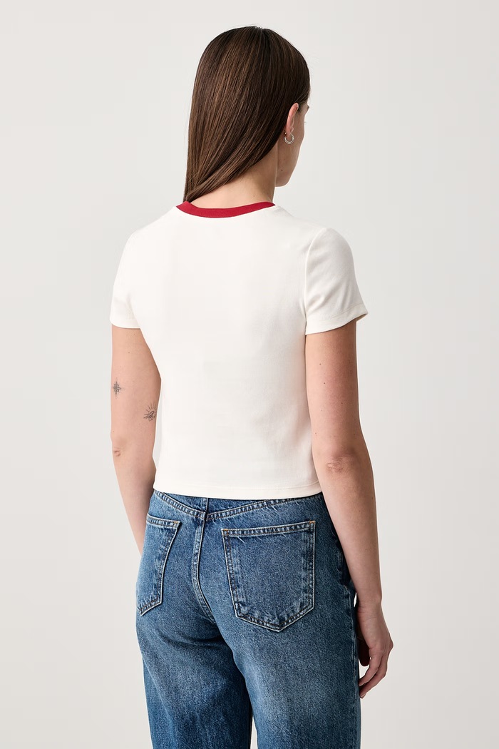 Odzież Levi's T-shirt damski z bawełną GR ESSENTIAL BABY 008CH beżowy