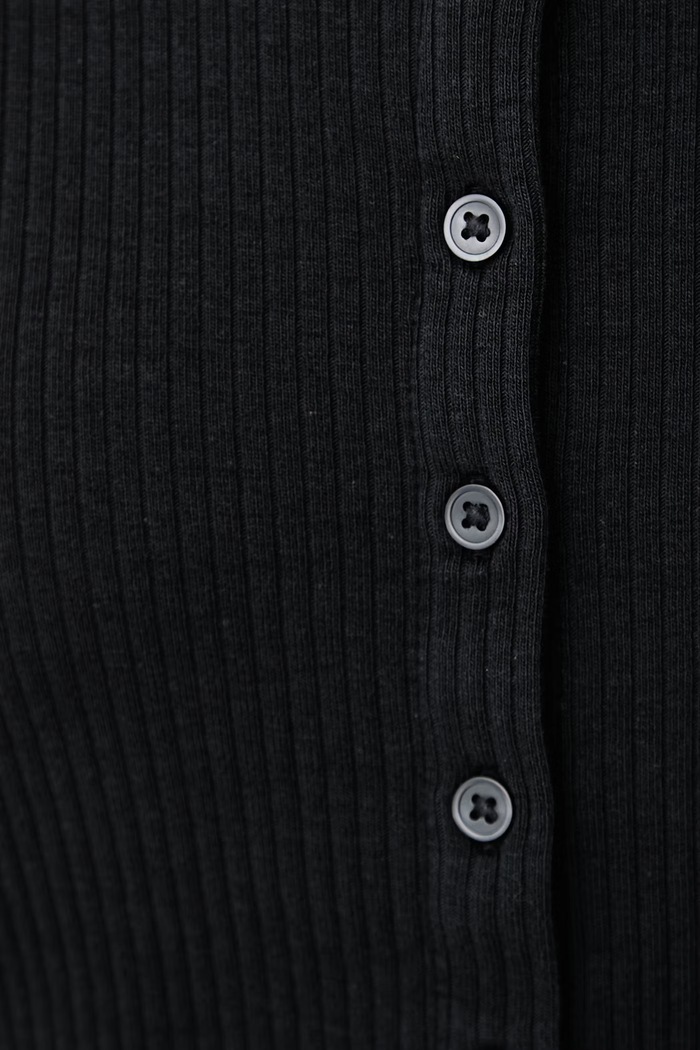 Тениска дамска от памук с еластан AUSTEN BUTTON THROUGH SS Levi's черен 0087U