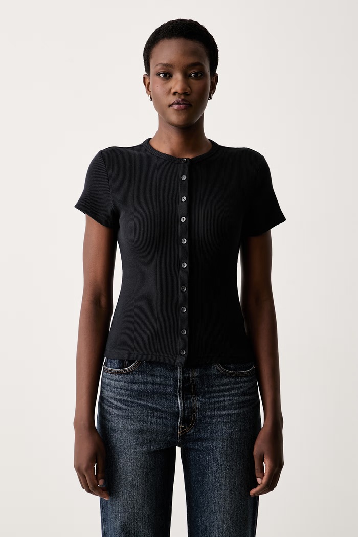 Levi's Majica za žene s modalom RORY BUTTON THROUGH SS crna 0086M