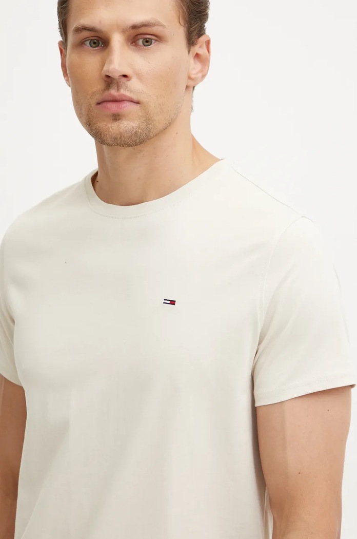 Tommy Jeans tričko pánské bavlněné béžová DM0DM04411
