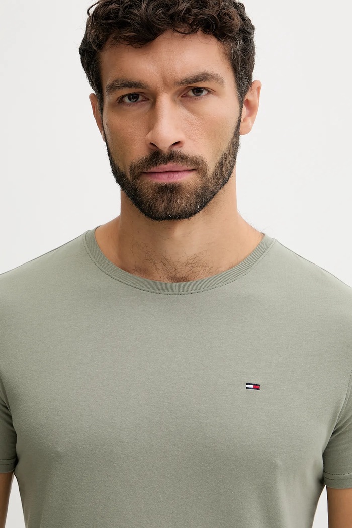 Oblečenie Tommy Jeans tričko pánske bavlnené DM0DM04411 zelená